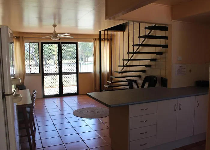 Pippies Beachhouse Backpackers