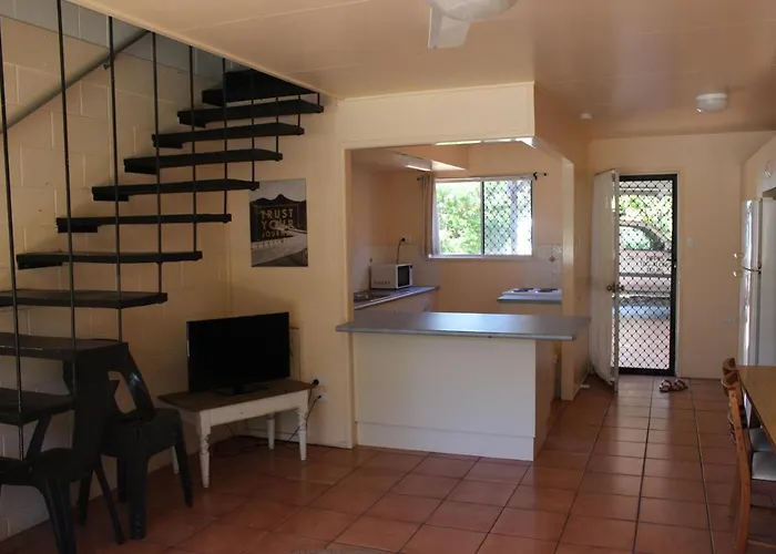 Pippies Beachhouse Backpackers